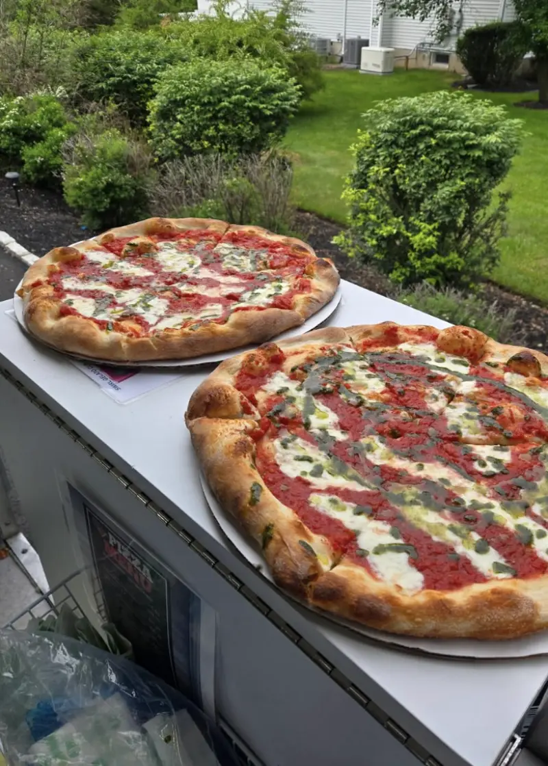 Forno On Wheels food truck