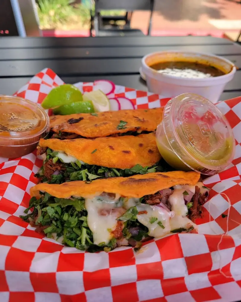 Birrieria el Zacatecano food truck
