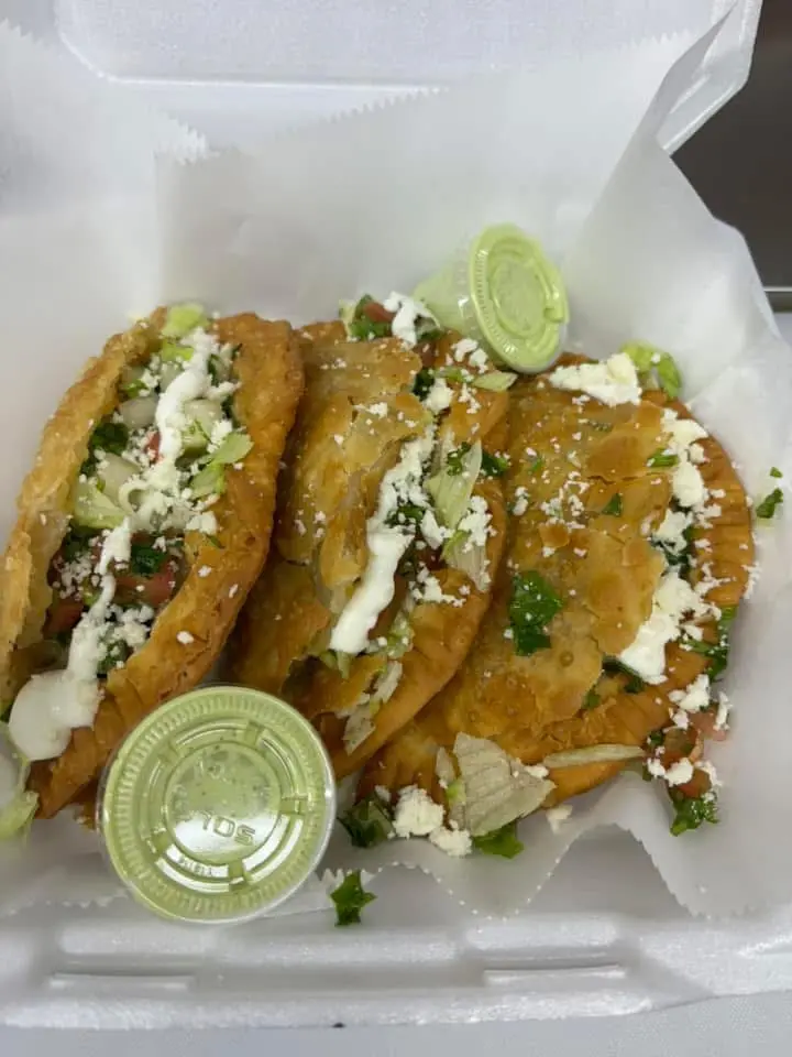 La Amapola food truck