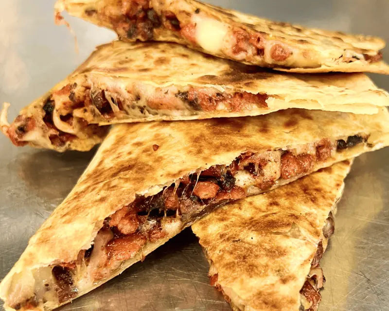 Q's Tacos food truck