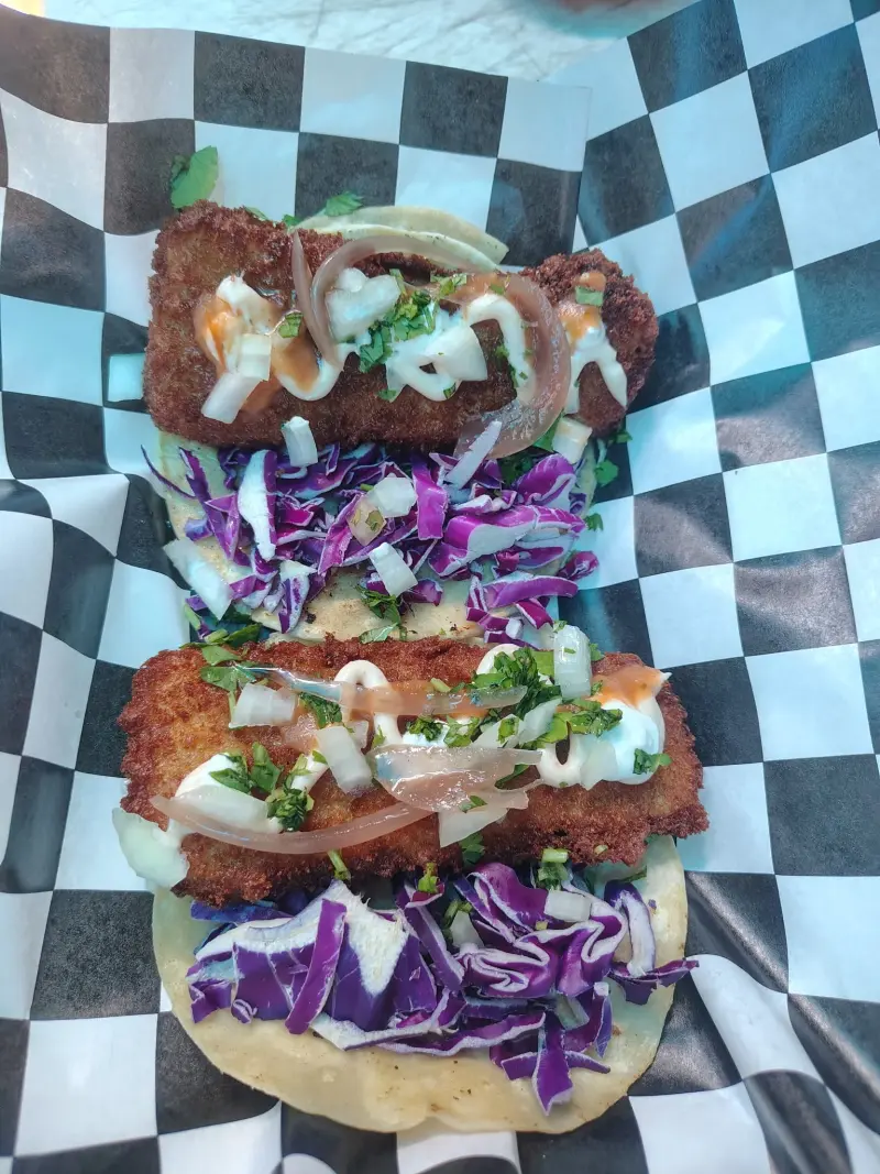 Tres Amigos Catering food truck