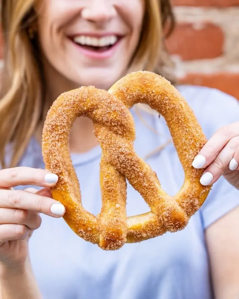 Wetzels Pretzels food truck