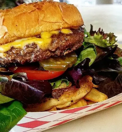 Steakhouse Burger Basket