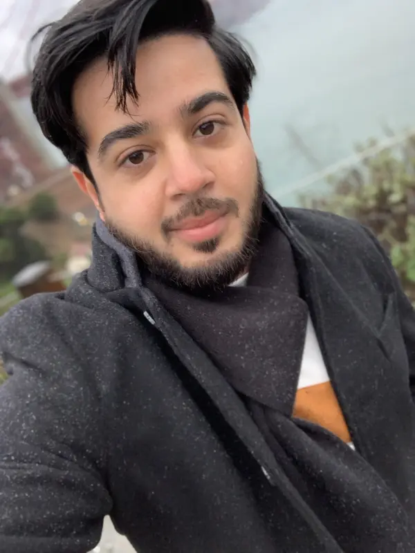 Ali Ishtiaq - owner of Halal Subs