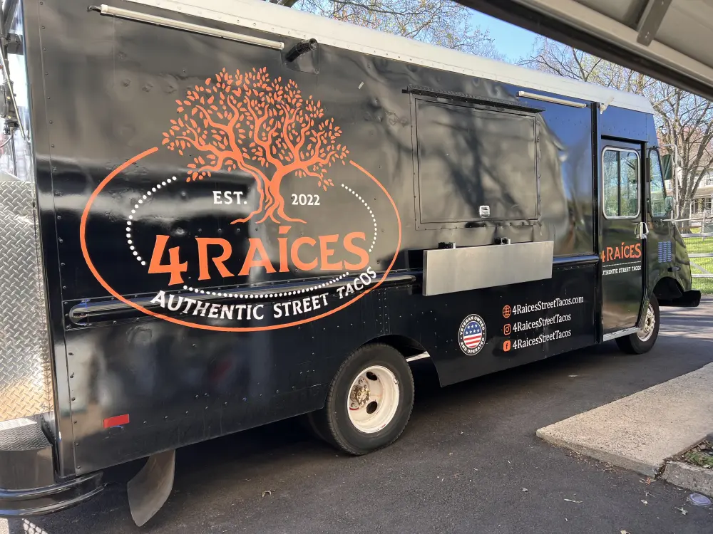 4 Raices Street Tacos Truck Image