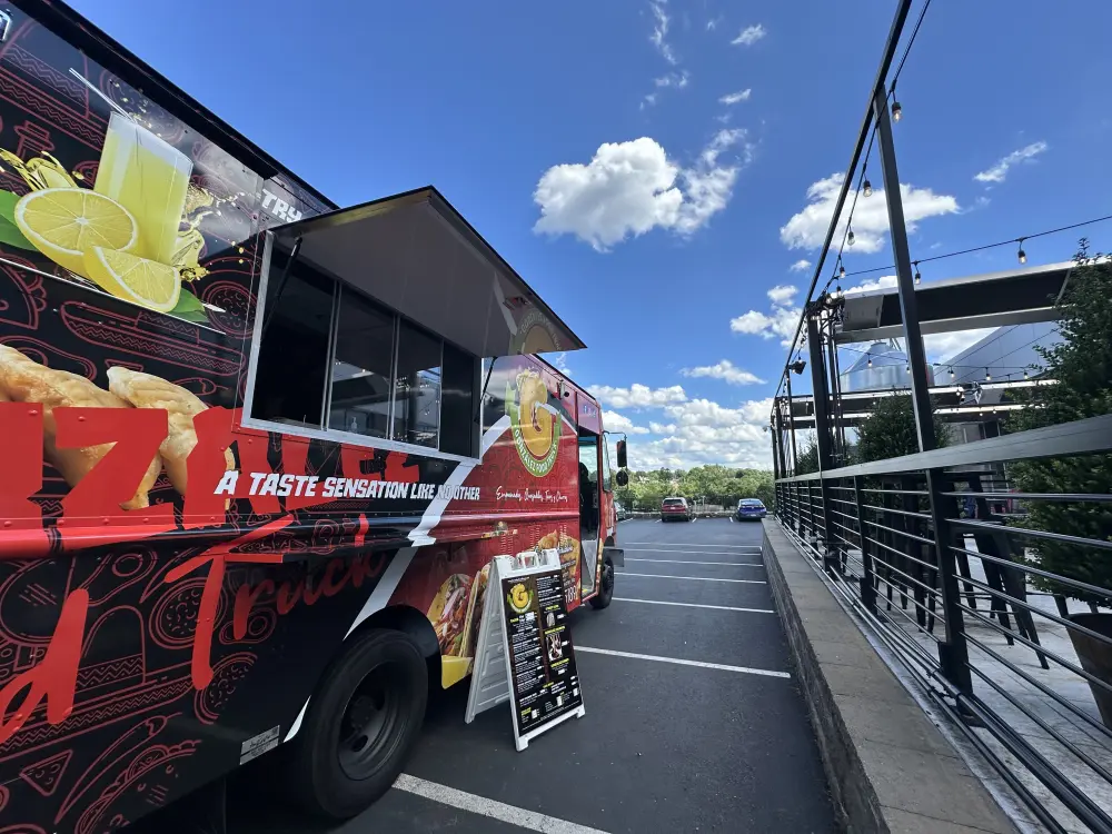 GONZALEZ FOOD TRUCK Truck Image