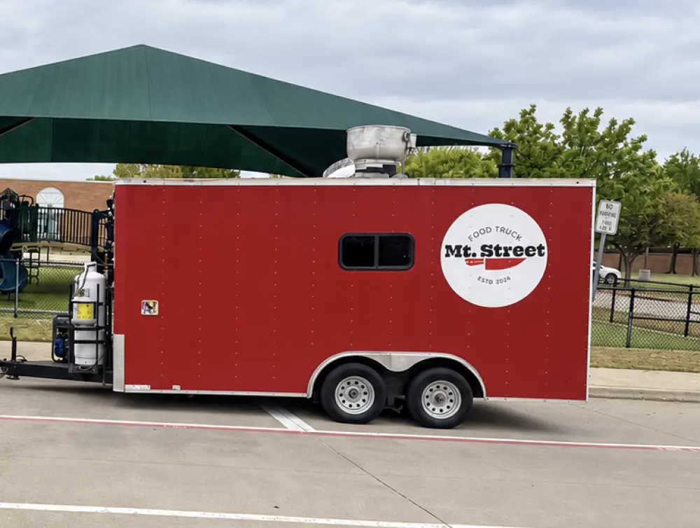 Momo y Arepa Co. Food Truck Catering