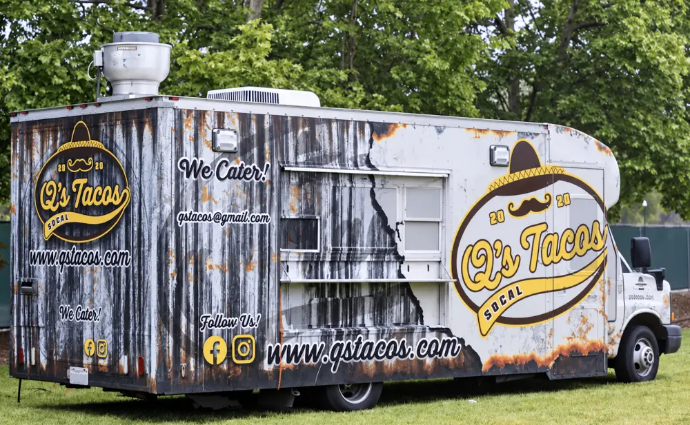 Q's Tacos food truck