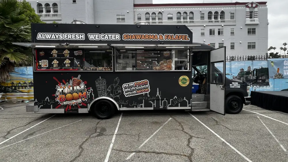 Toum Boom Truck Image